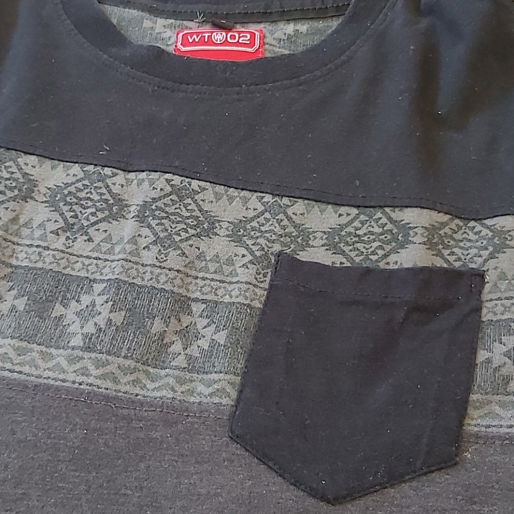 💝💝💝Shirts - Picture 3 of 5